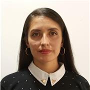 Profesora de pedagogía brinda clases lúdicas para promover el aprendizaje de la primera infancia